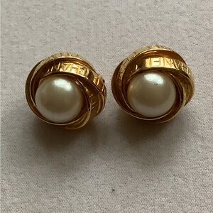 CHANEL Vintage Round Clip-On Metal and Faux Pearl Earrings